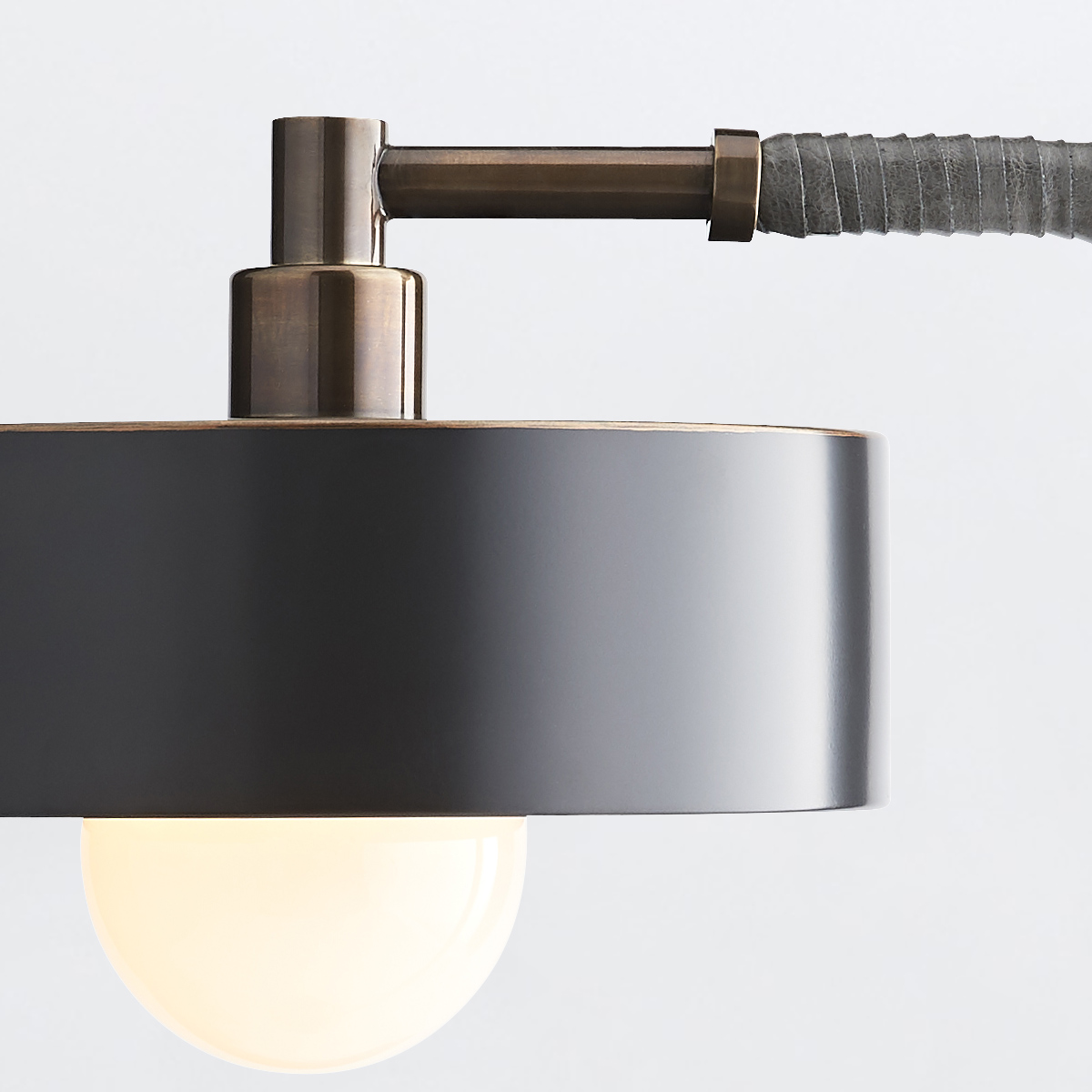 Дизайнерская настольная лампа Aaron, стиль:  3