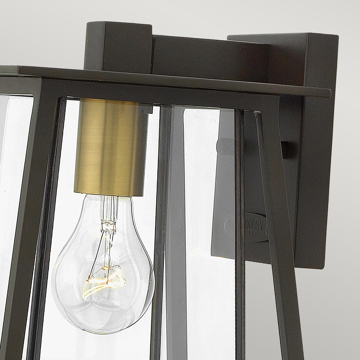 картинка Настенный фонарь HK-WALKER2-S Hinkley, арт. HK-WALKER2-S от магазина Одежда+ 2