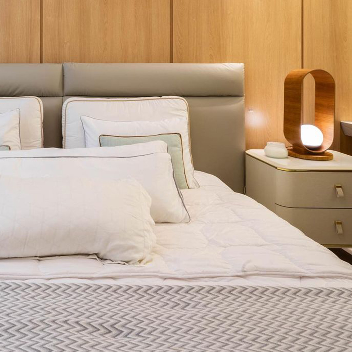 Дизайнерская настольная лампа Sfera, стиль:  6