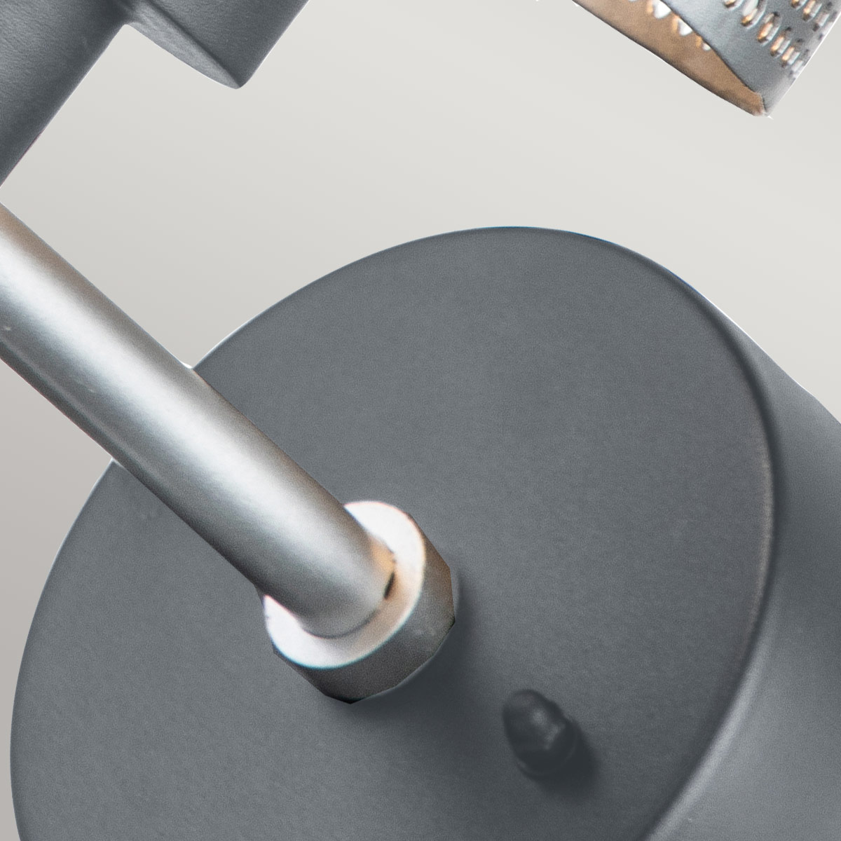 картинка Настенный фонарь Elstead, Арт. SATURNE от магазина Одежда+ 2