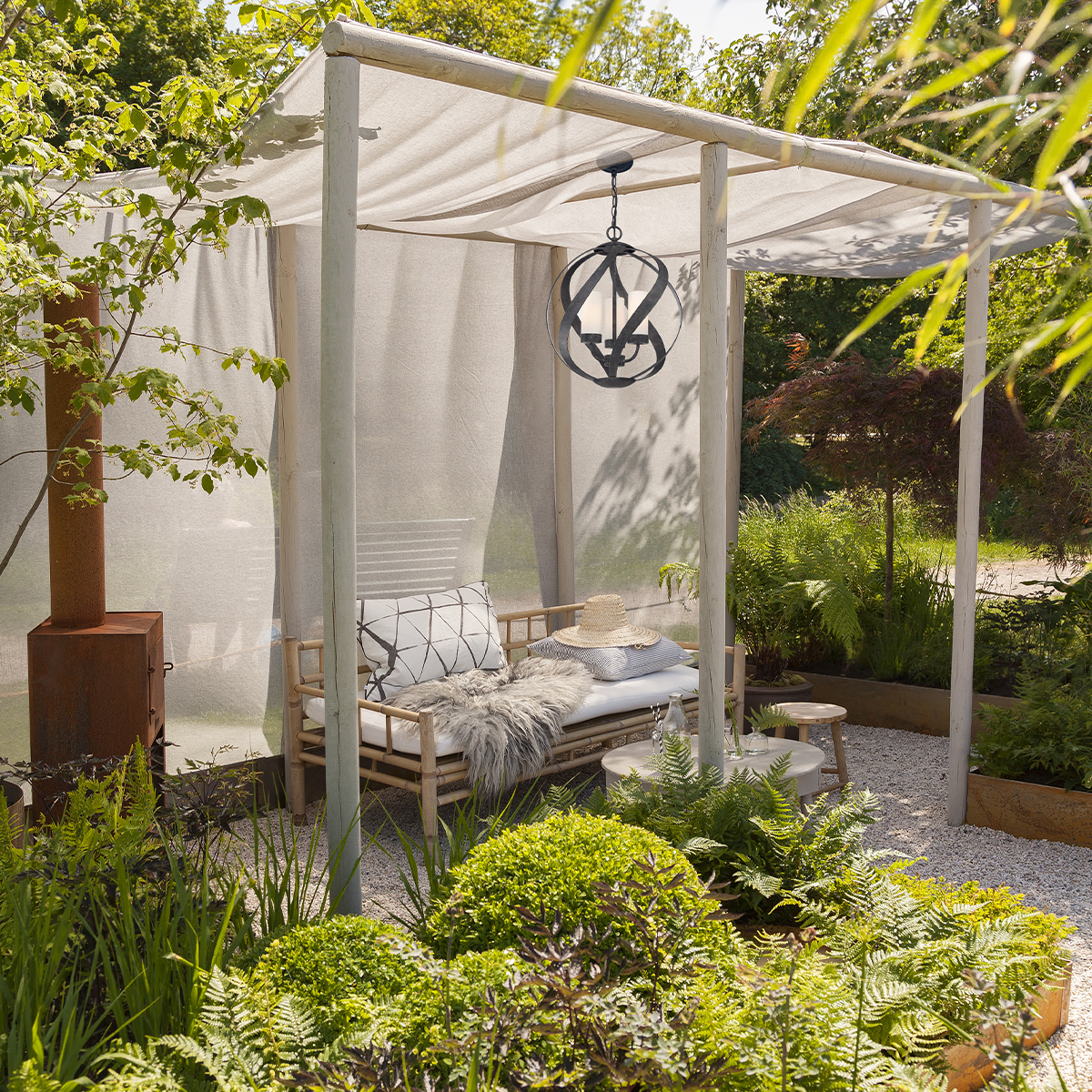 картинка Подвесной фонарь Quoizel, Арт. QN-BLACKSMITH-3P-OBK от магазина Одежда+ 5