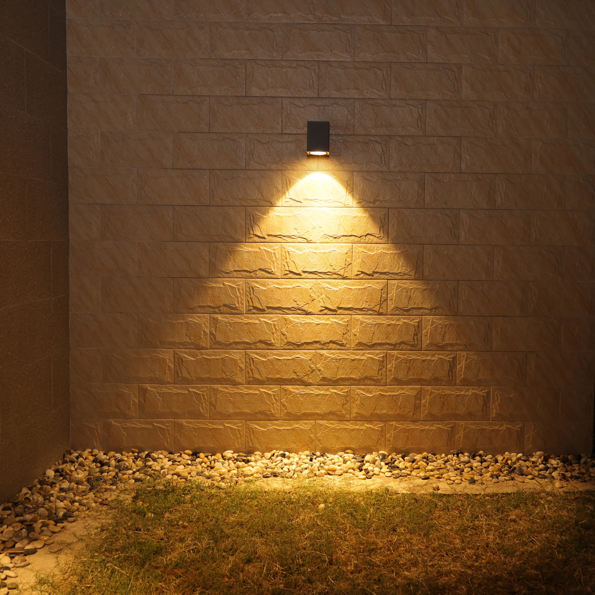 картинка Настенный фонарь Natural Concepts, Арт. NC-803481-DG от магазина Одежда+ 2