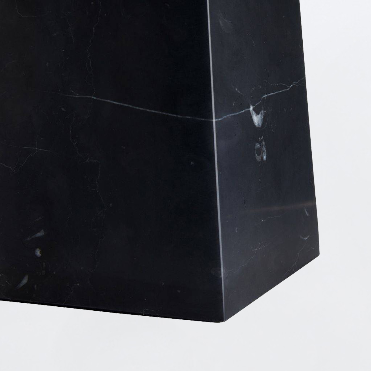 Дизайнерская настольная лампа Osbert, стиль:  4