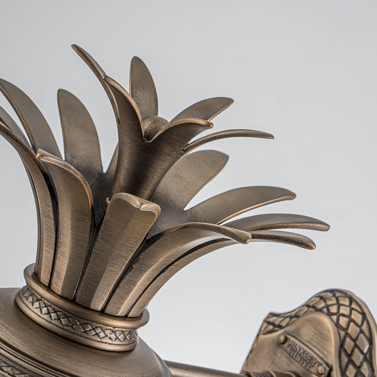 картинка Настенный фонарь Hinkley, Арт. HK-PLANTATION-M-BU от магазина Одежда+ 2