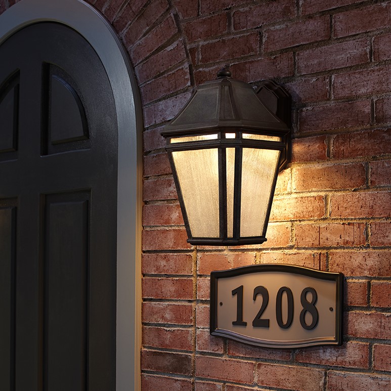 картинка Настенный фонарь FE-LONDONTOWNE Feiss, арт. FE-LONDONTOWNE от магазина Одежда+ 2