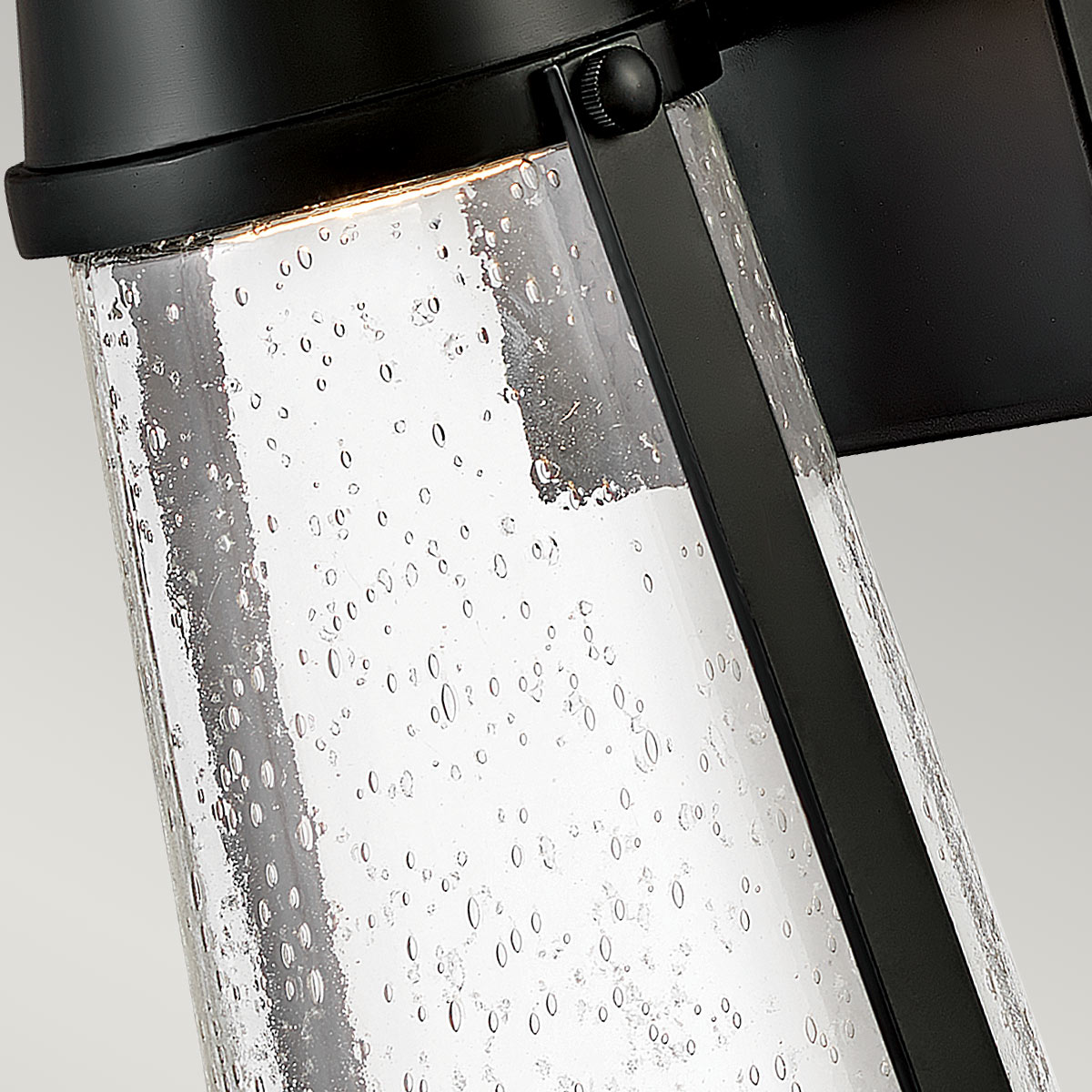 картинка Настенный фонарь Hinkley, Арт. HK-MILES-BK от магазина Одежда+ 3