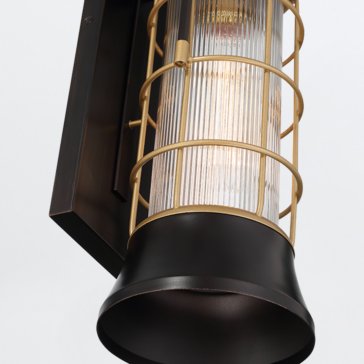 картинка Настенный фонарь Eurofase, Арт. QN-RIVAMAR-M-BLK-GD от магазина Одежда+ 4