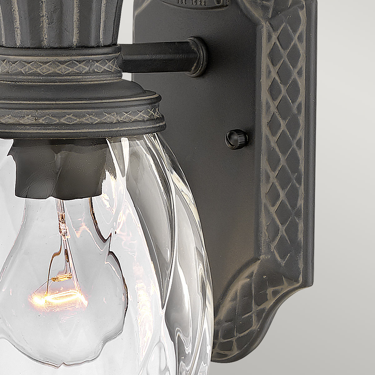 картинка Настенный фонарь Hinkley, Арт. HK-PLANTATION-S-MB от магазина Одежда+ 4