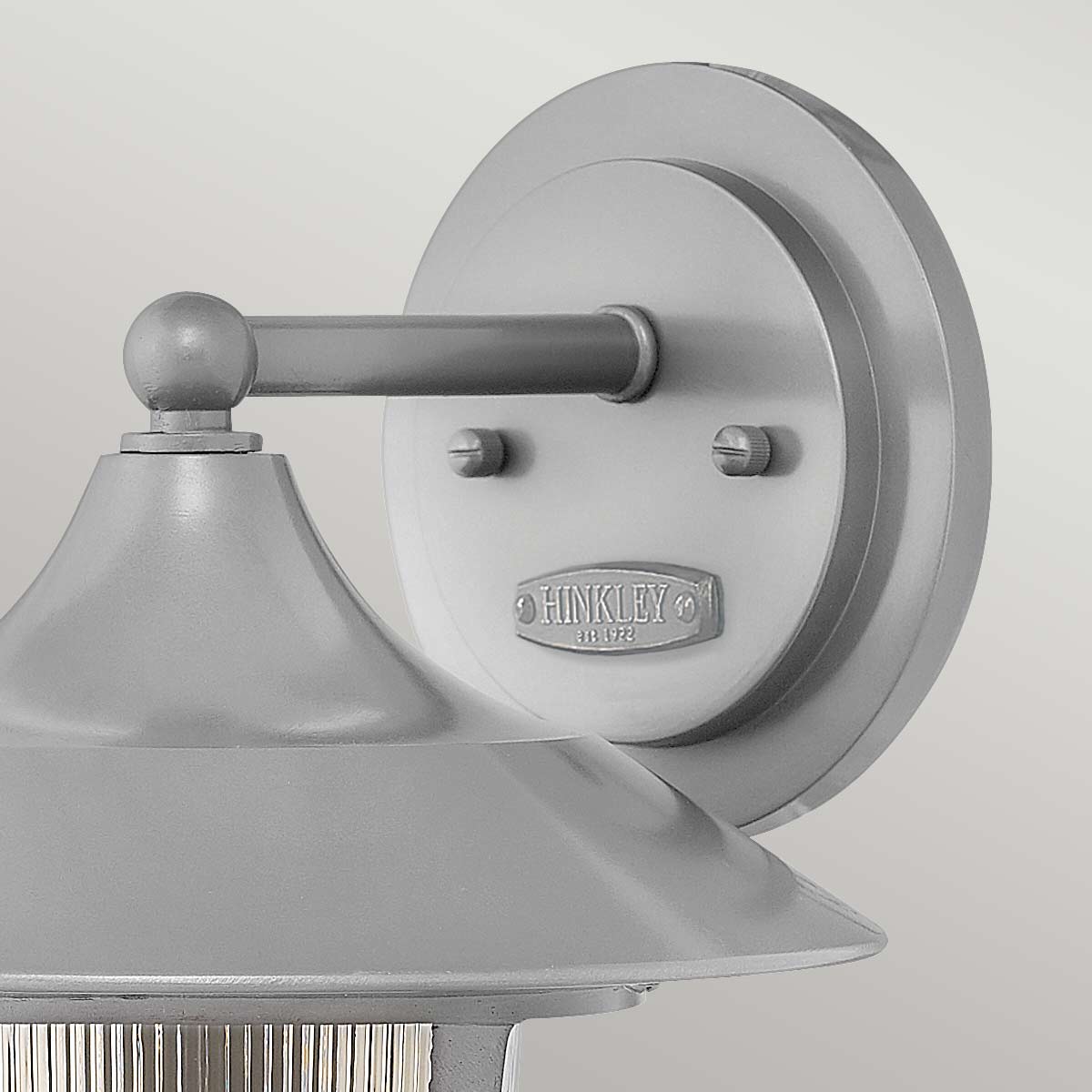 картинка Настенный фонарь HK-MARINA2-M Hinkley, арт. HK-MARINA2-M от магазина Одежда+ 2