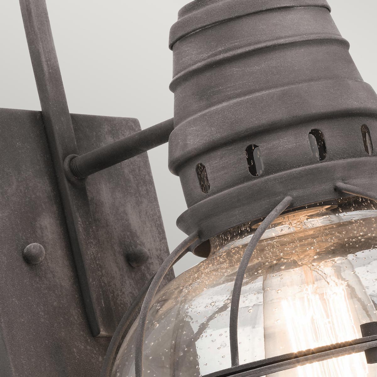 картинка Настенный фонарь KL-BRIDGEPOINT-M Kichler, арт. KL-BRIDGEPOINT-M от магазина Одежда+ 3