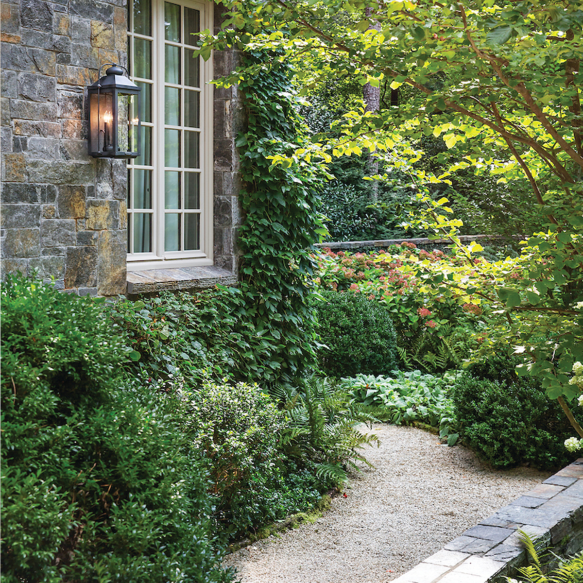 картинка Настенный фонарь Hinkley, Арт. QN-ANCHORAGE-M от магазина Одежда+ 5