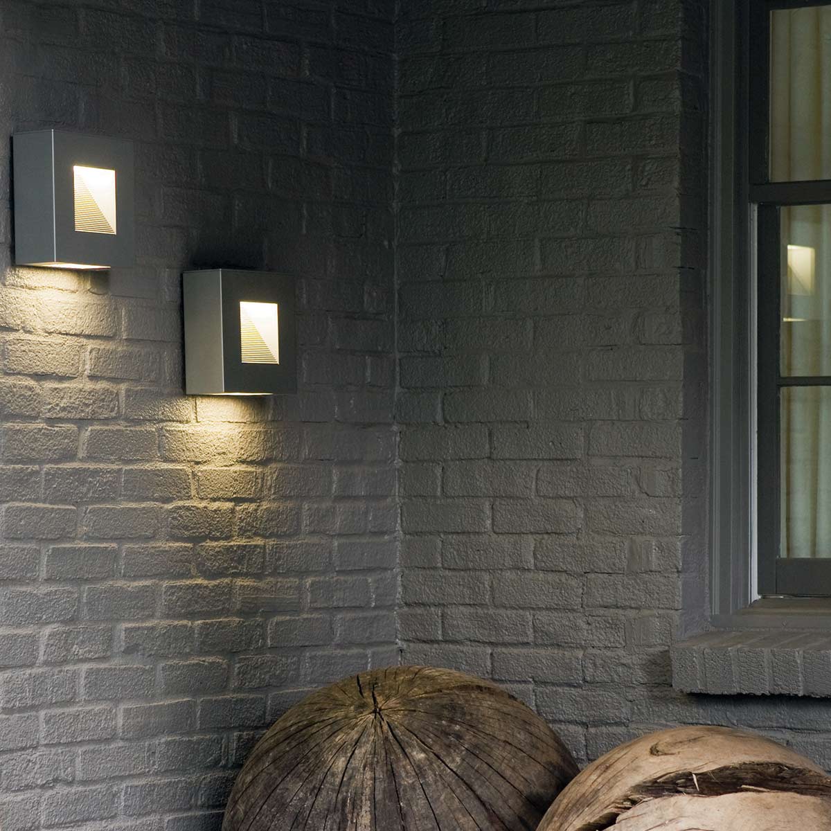 картинка Настенный фонарь Hinkley Lighting, Арт. HK-LUNA-S-SK от магазина Одежда+ 4