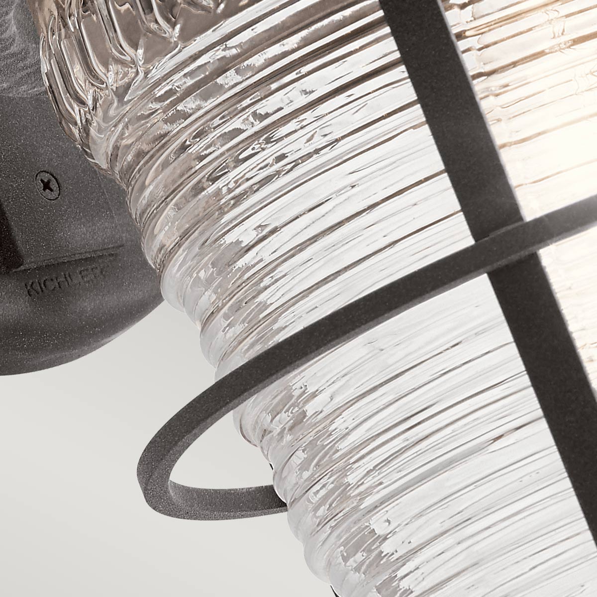 картинка Настенный фонарь Kichler, Арт. QN-CHANCE-HARBOR-L от магазина Одежда+ 6