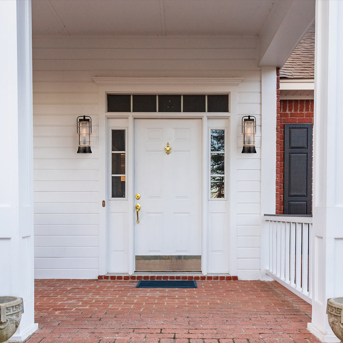 картинка Настенный фонарь Eurofase, Арт. QN-RIVAMAR-M-BLK-GD от магазина Одежда+ 9